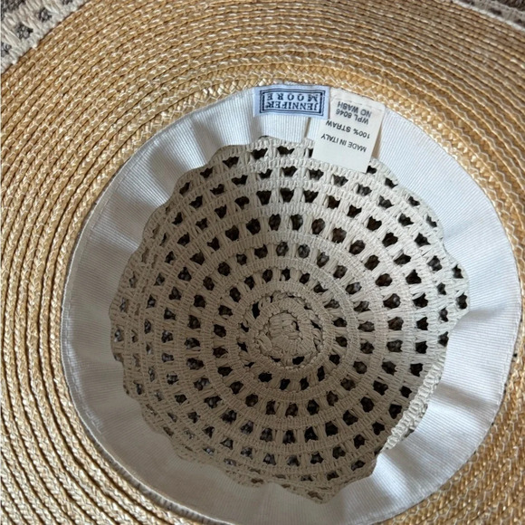 Jennifer Moore 100% Straw Floppy Woven Hat Contrasting White Made in Italy - Picture 6 of 7